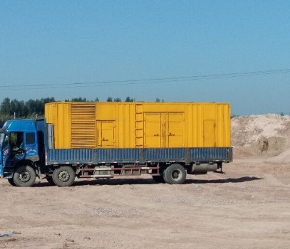 金平发电机出租如何判断柴油发电机冷却液是否需要更换？