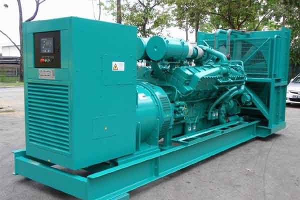 金平柴油发电机组电压不稳定怎样维修？