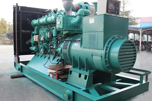 金平工厂发电机应急发电中如何优化燃油储备管理？