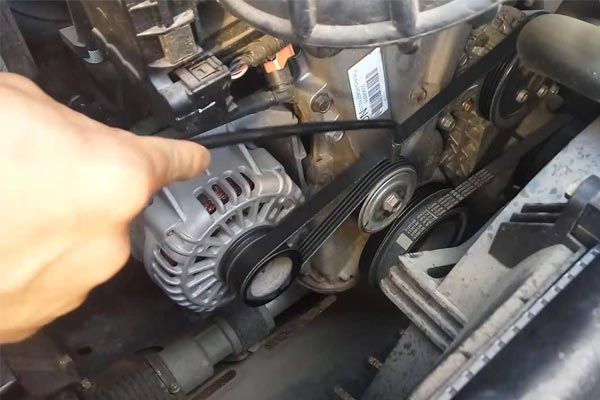 金平转速传感器的工作原理是什么？