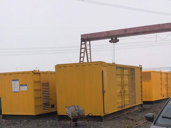 金平100kw柴油发电机组每小时油耗？