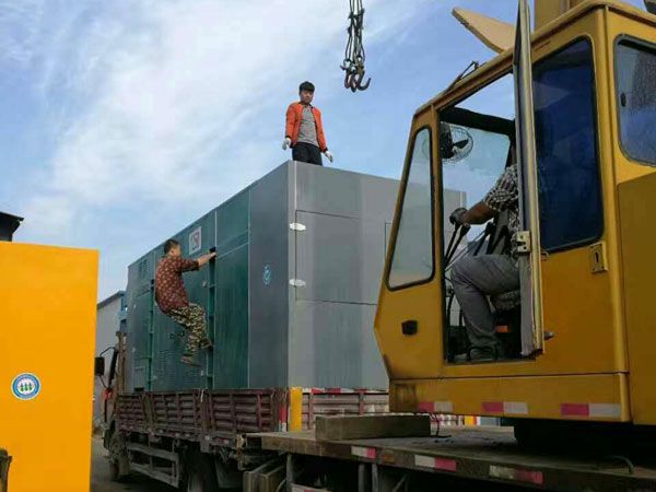 金平更换水冷式机油散热器密封件的操作流程是怎样的？